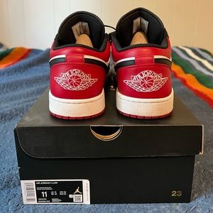 Air Jordan 1 Low Bred Toe. Used/like-new condition.